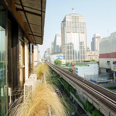 Zayn Phrom Phong Hotel - Near Skytrain Phrom Phong Station