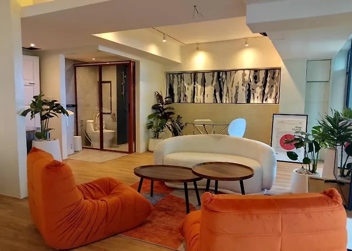 Hotel Zayn Phrom Phong - Near Skytrain Phrom Phong Station