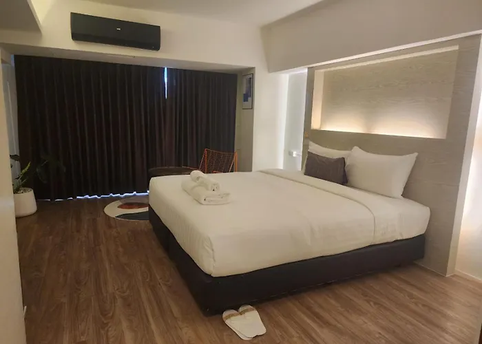 Zayn Phrom Phong - Near Skytrain Phrom Phong Station Hotel