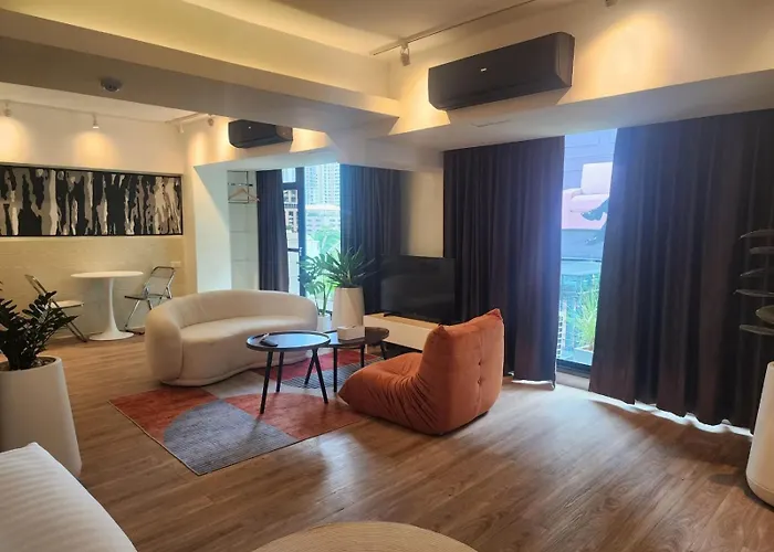 Hotel Zayn Phrom Phong - Near Skytrain Phrom Phong Station 3*