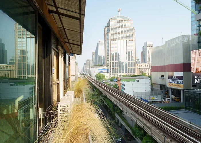 호텔 Zayn Phrom Phong - Near Skytrain Phrom Phong Station
