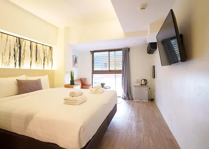 Zayn Phrom Phong - Near Skytrain Phrom Phong Station 3*