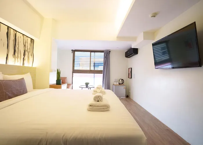 Zayn Phrom Phong - Near Skytrain Phrom Phong Station 3*