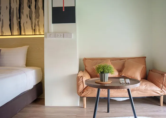 Zayn Phrom Phong - Near Skytrain Phrom Phong Station 3*