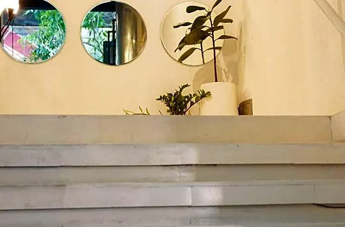 Zayn Phrom Phong - Near Skytrain Phrom Phong Station Hotel Bangkok