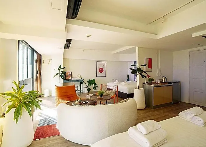 Hotel Zayn Phrom Phong - Near Skytrain Phrom Phong Station Bangkok