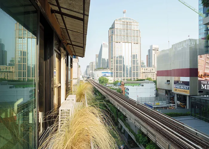 호텔 Zayn Phrom Phong - Near Skytrain Phrom Phong Station