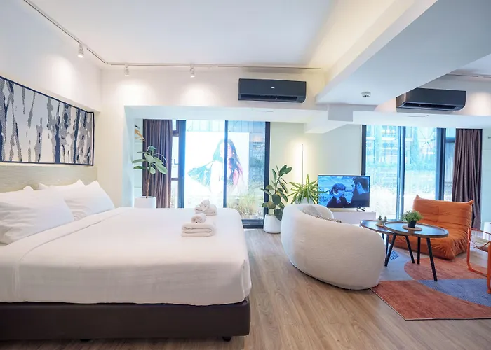 Zayn Phrom Phong - Near Skytrain Phrom Phong Station 3*